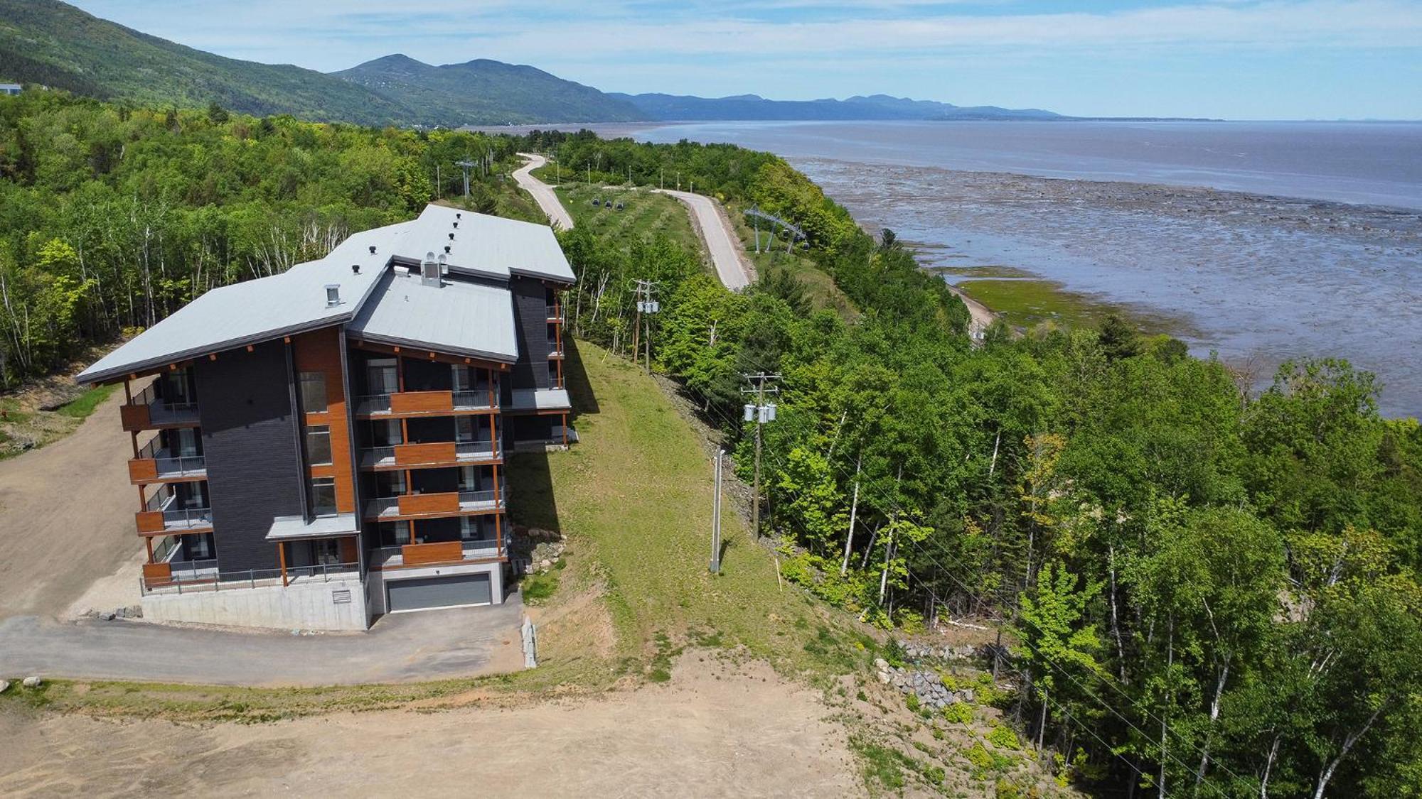 Les Appartements Du Massif De Charlevoix Petite-Riviere-Saint-Francois Zewnętrze zdjęcie